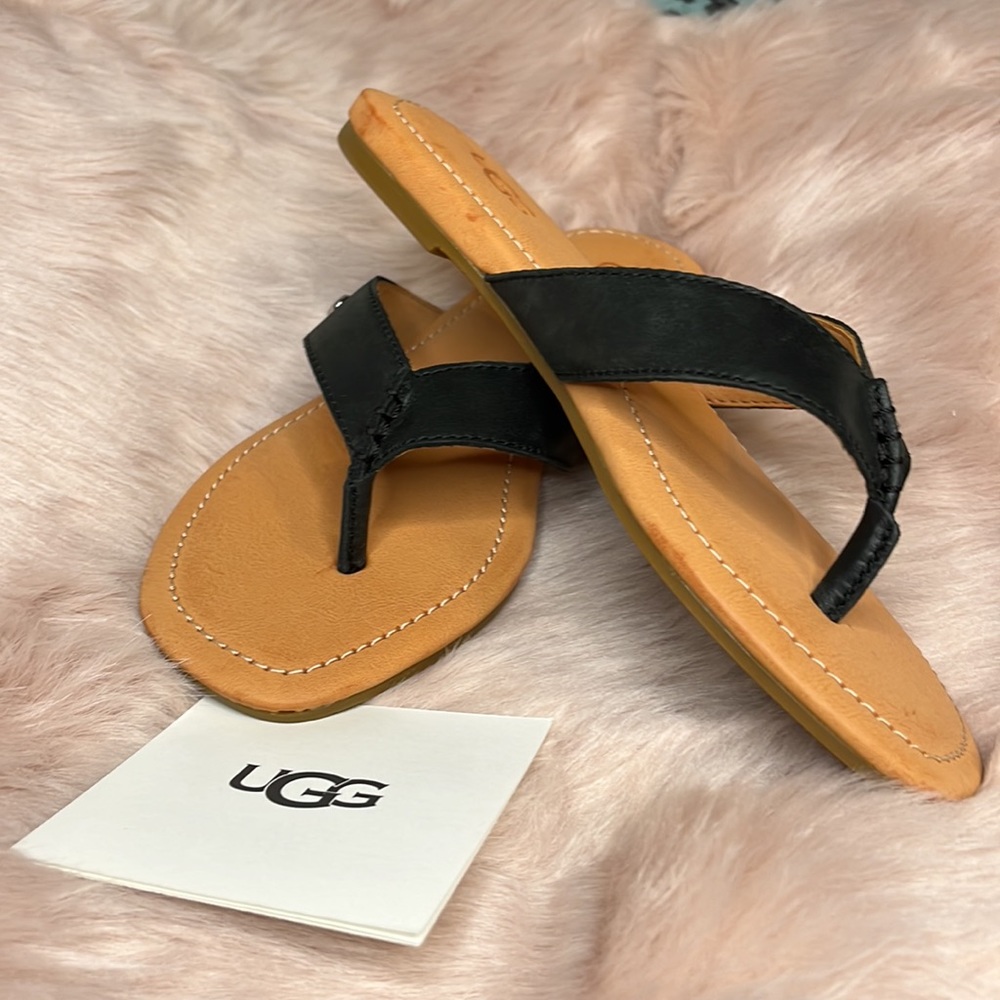 UGG TUOLUMNE SANDALS